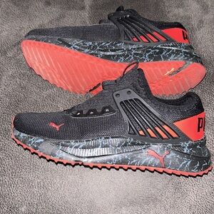 Puma Red and Black Boys Shoes Size 5.5